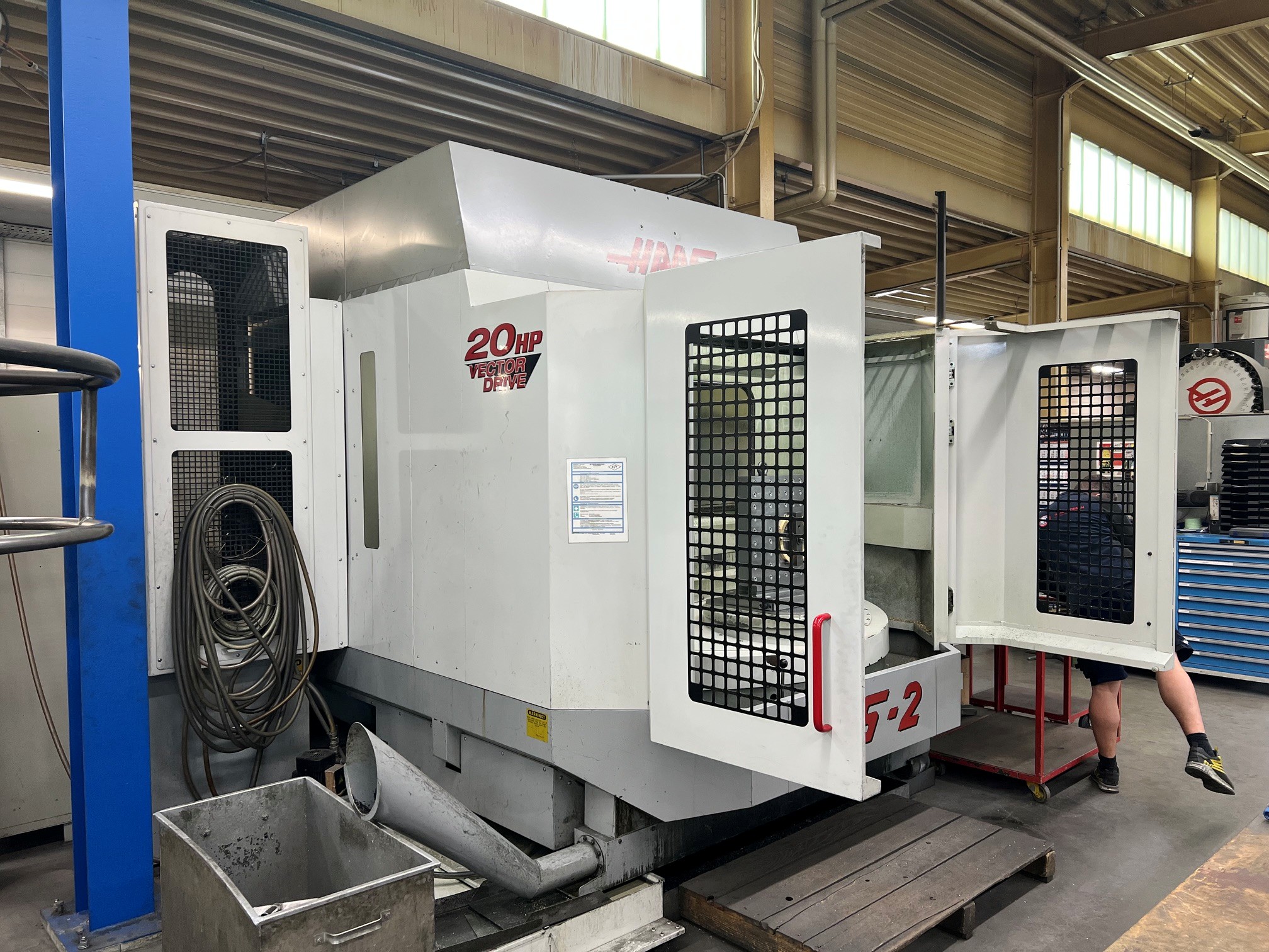 CNC-Anlage für die Bearbeitung von Gussheizkörpern