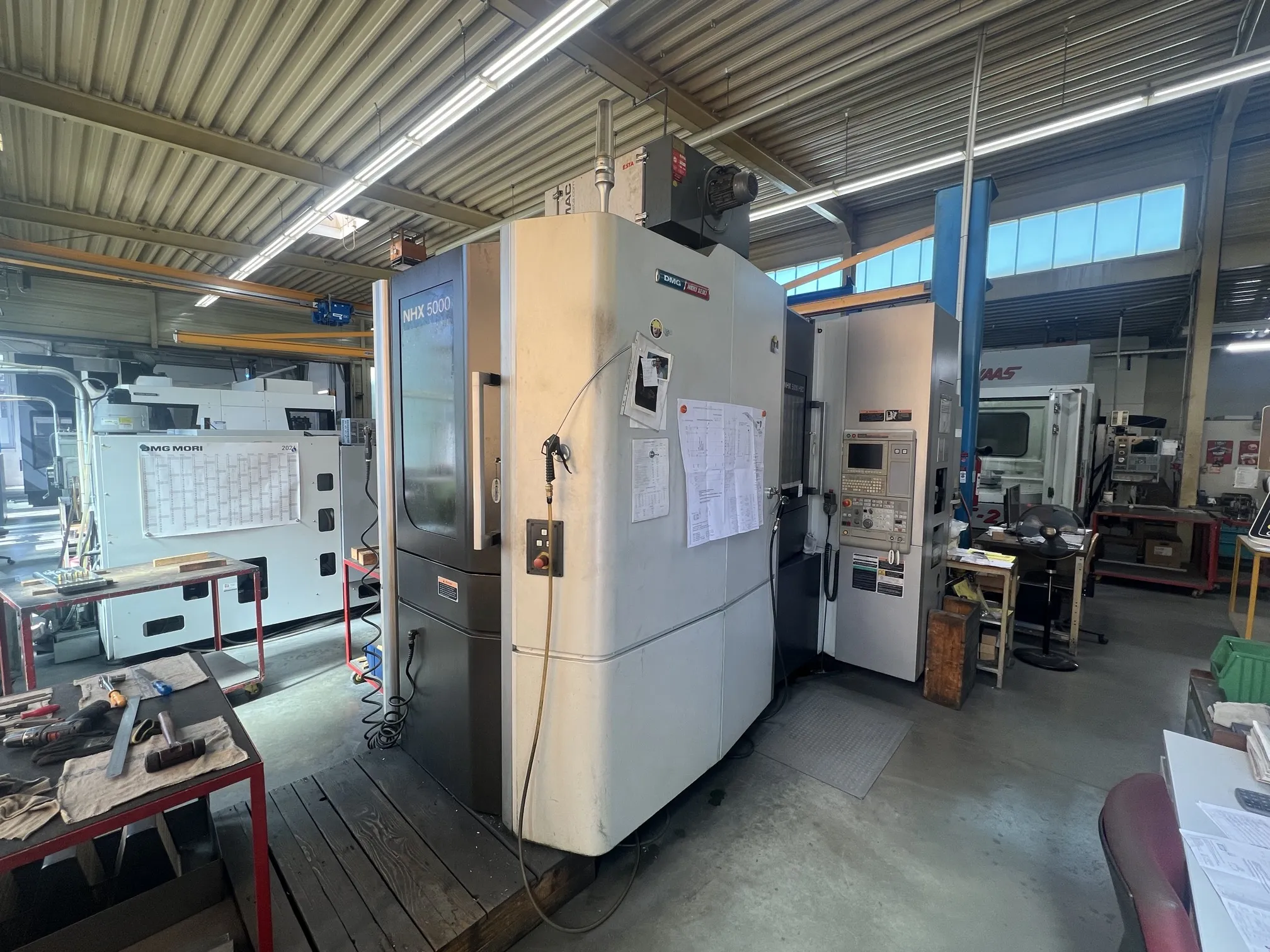 DMG Mori NHX Bearbeitungszentrum im Betrieb bei Ihne und Tesch